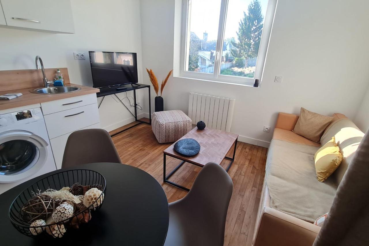 Le Jaures 4 - T2 - 1Er Etage Apartman Hennebont Kültér fotó