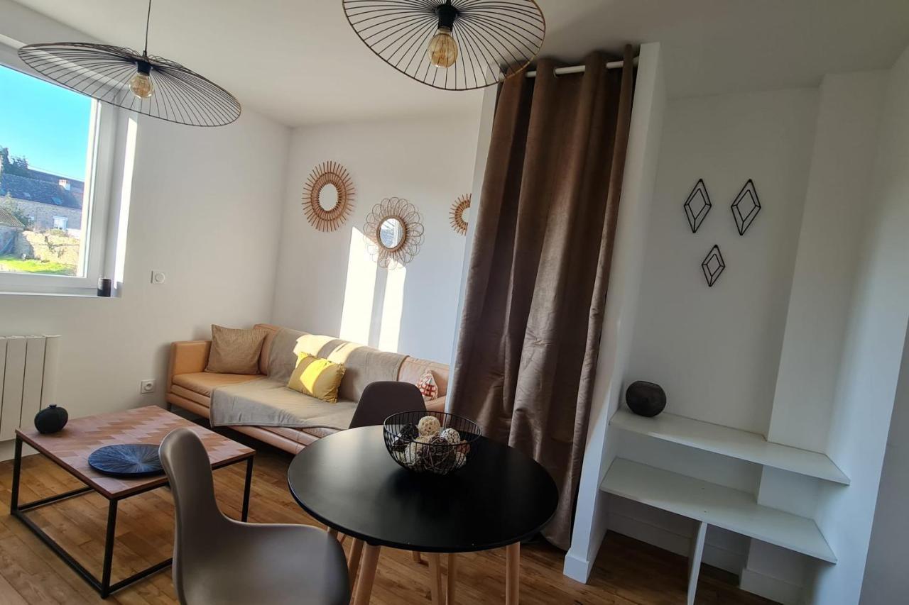 Le Jaures 4 - T2 - 1Er Etage Apartman Hennebont Kültér fotó